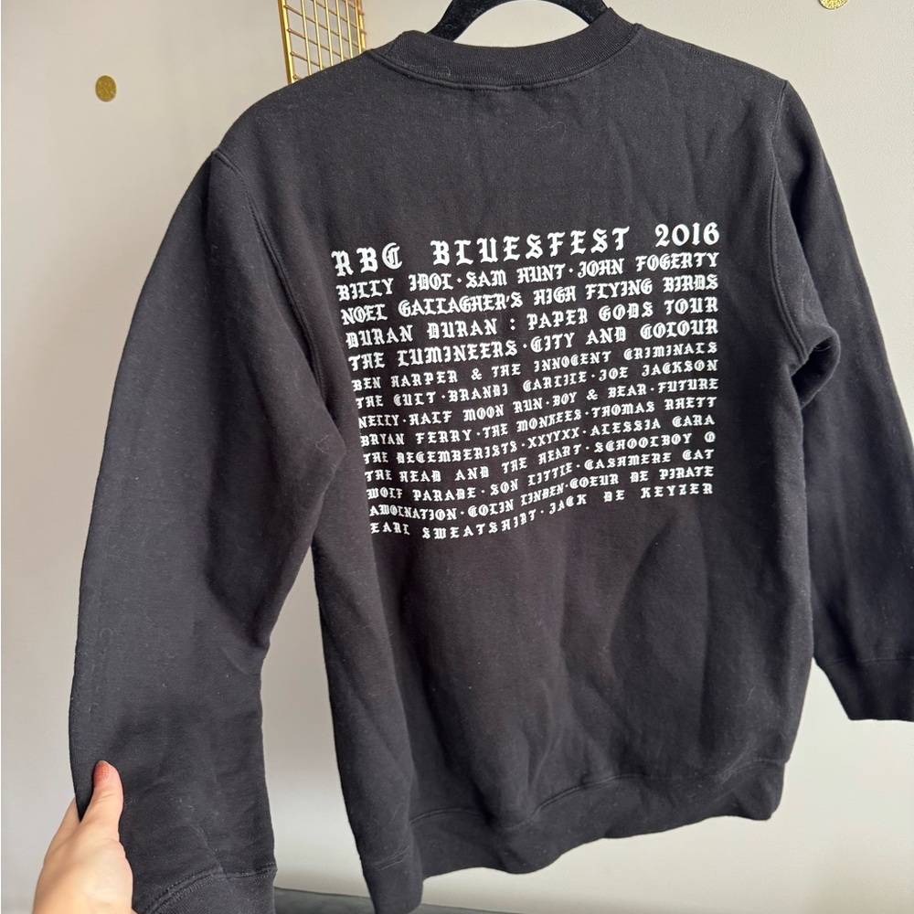 Black 2016 Ottawa Bluesfest Music Festival Sweater